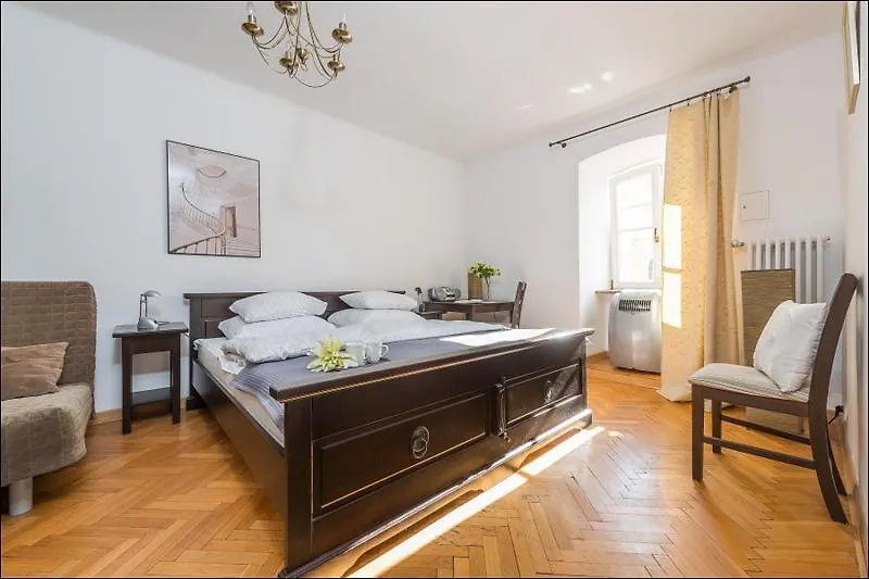 P&O Miodowa 3 Apartment Warsaw